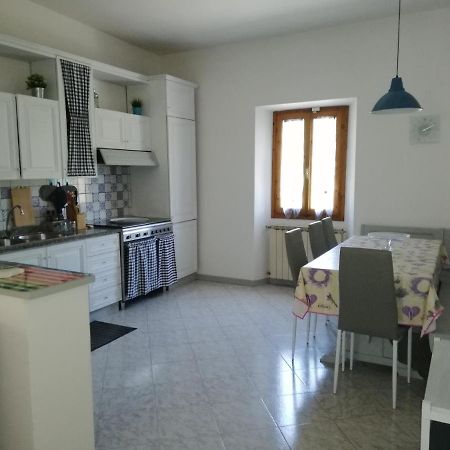 A Casa Di Iole Tra Il Chianti E La Bella Firenze Apartment Luaran gambar