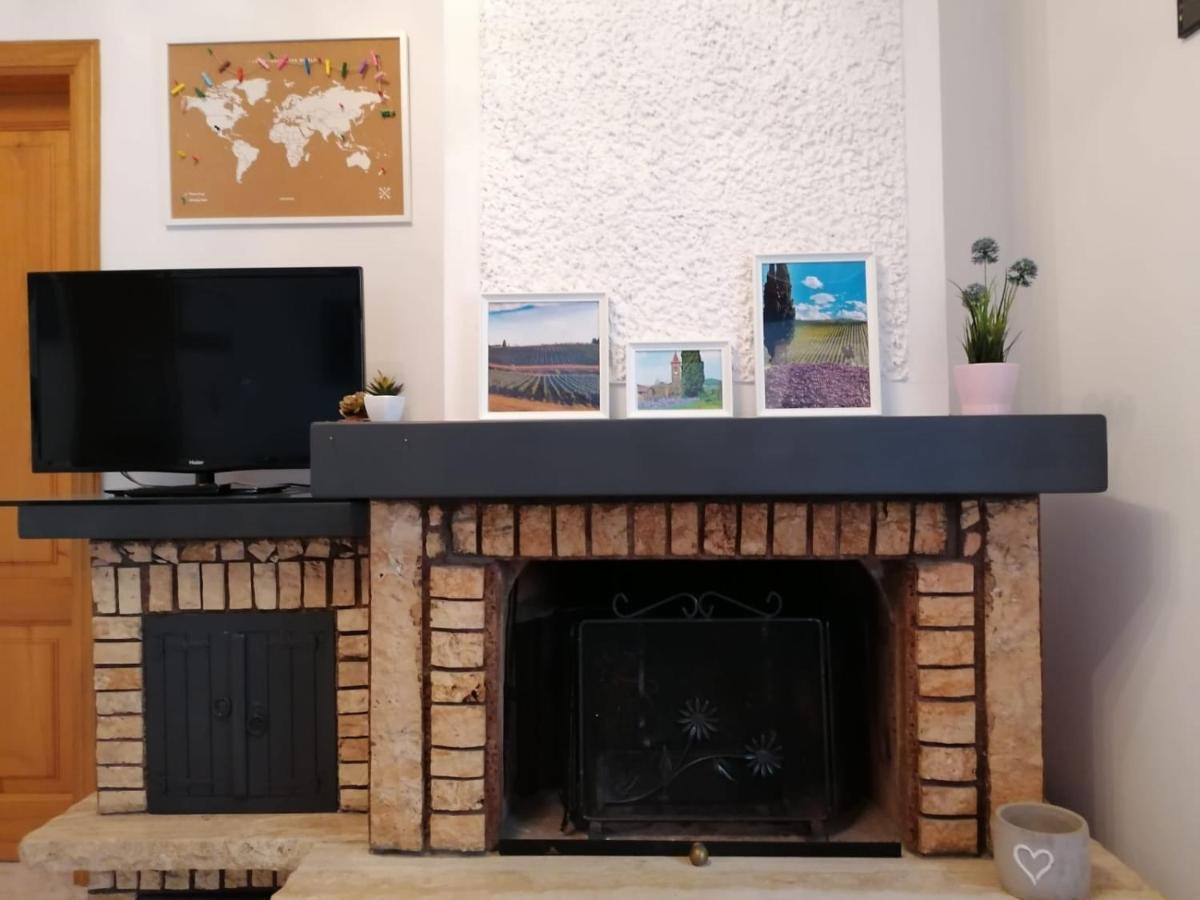 A Casa Di Iole Tra Il Chianti E La Bella Firenze Apartment Luaran gambar